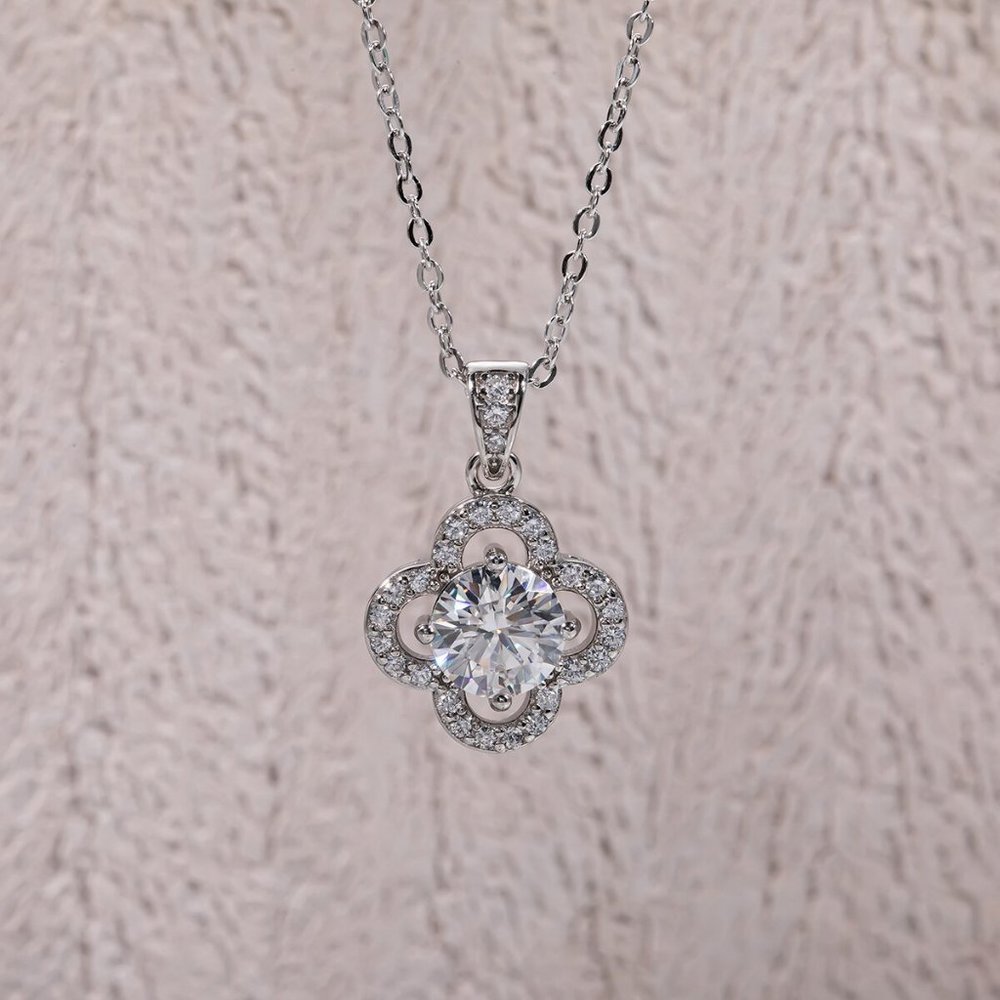 Certified 1ct. t.w. Moissanite Diamond Heart Halo Pendant Necklace NEW - Picture 5 of 14